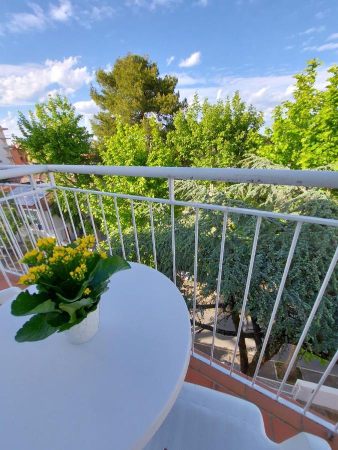 Hotel Senza Pensieri Riccione Bagian luar foto